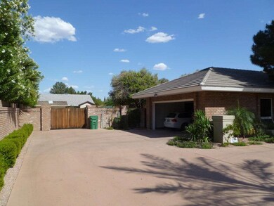 Side Garage and RV Gate