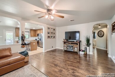 4126 Dunn Oak Dr, San Antonio, TX 78223 - photo 5