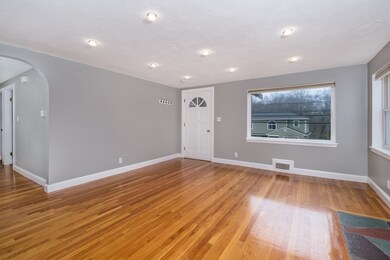 290 Winchester St unit na, Newton Highlands, MA 02461 - photo 7