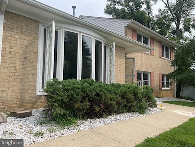 13409 Doncaster Ln, Silver Spring, MD 20904 - photo 4