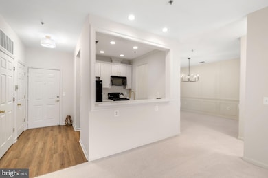 150 Chevy Chase St unit 102, Gaithersburg, MD 20878 - photo 6