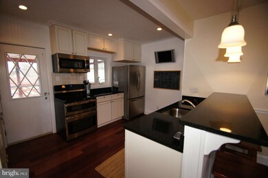 4512 Forest View Ave, Baltimore, MD 21206 - photo 6