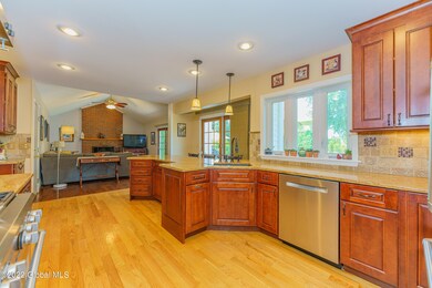 18 Cimarron Way, Latham, NY 12110 - photo 7