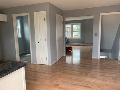 11 Irving St, Lowell, MA 01852 - photo 4