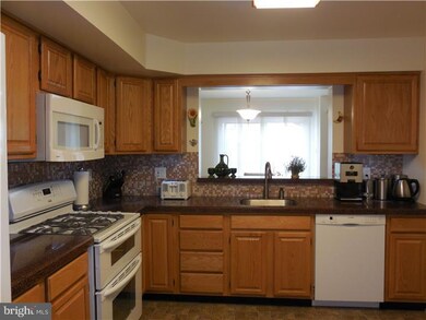 16 Elkington Dr, Mount Laurel, NJ 08054 - photo 3