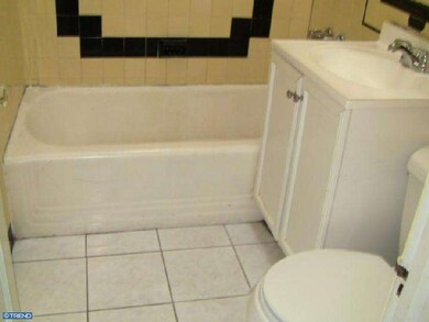 7245 Pine St, Upper Darby, PA 19082 - photo 7