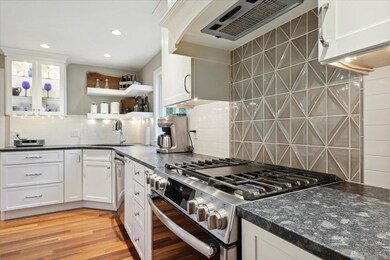 10 Brenda Ln, MerriMacK, NH 03054 - photo 6