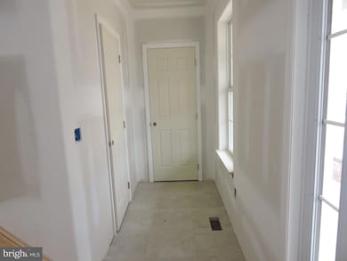 1033 River Crest Dr, Reading, PA 19605 - photo 6