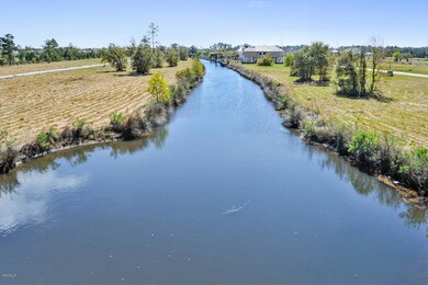 9 Admiral Isles Dr, Bay Saint Louis, MS 39520 - photo 4