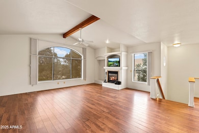 Living Room (3)