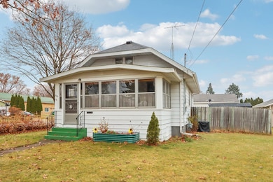 1124 Sherman Ave W, Fort Atkinson, WI 53538 - photo 2