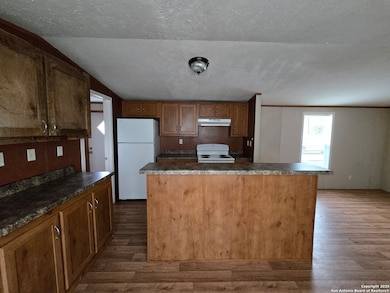 1911 Wald Rd unit 9, New Braunfels, TX 78132 - photo 6