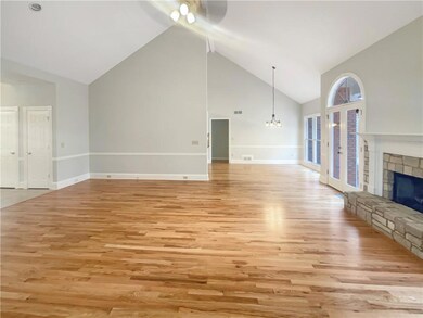 1961 Fields Pond Dr, Marietta, GA 30068 - photo 3