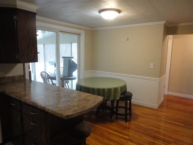 391 Colonial Dr, Portsmouth, NH 03801 - photo 4