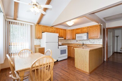 1333 N Longshore Dr, Walkerton, IN 46574 - photo 3