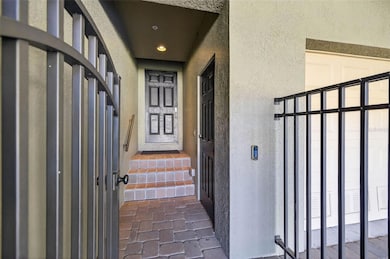 9622 Bay Grove Ln, Tampa, FL 33615 - photo 4