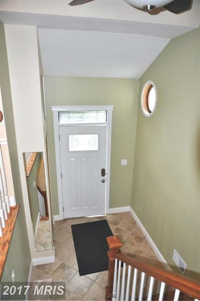 9203 Paloma Ln, Springfield, VA 22153 - photo 2