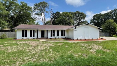 1506 Stokes Ave, McComb, MS 39648 - photo 2