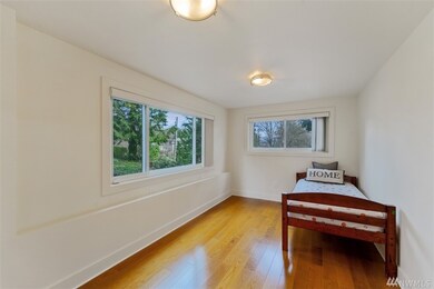 7408 92nd Place SE, Mercer Island, WA 98040 - photo 5