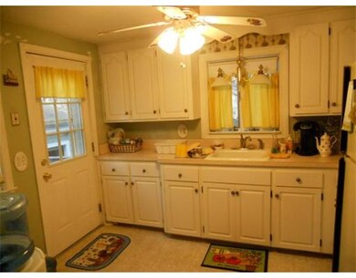 4 Ciccone Way unit 4, Billerica, MA 01821 - photo 2