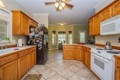 134 Pinewood Ave, Pineville, LA 71360 - photo 5