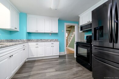 279 Knapps Hwy, Fairfield, CT 06825 - photo 7