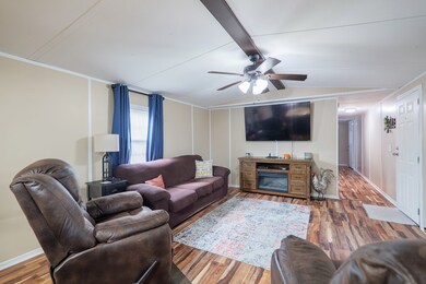 264 Cuttings Loop Rd, Homerville, GA - photo 5