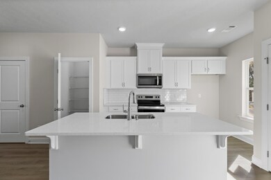 04-Kitchen Island