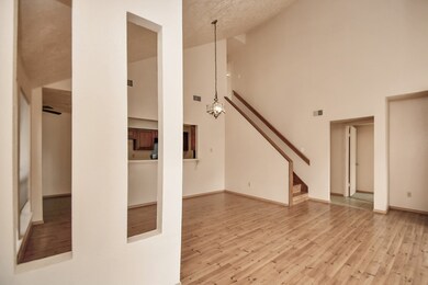 8410 Scenic Green Dr, Houston, TX 77088 - photo 4