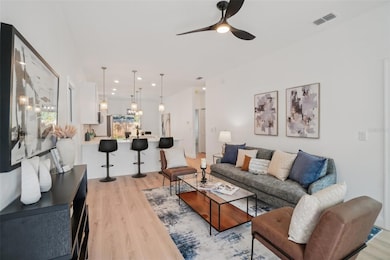 1606 E Maple Ave, Tampa, FL 33604 - photo 6