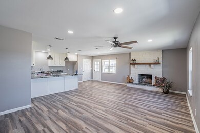 10262 Twin Lakes Ln, San Angelo, TX 76904 - photo 6