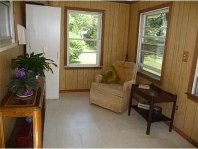 10 Robin Cir, Medway, MA 02053 - photo 7