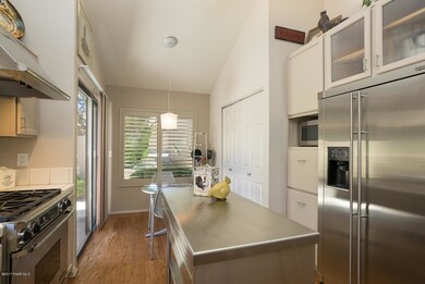 Kitchen - 2161 Clubhouse