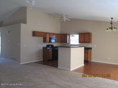 10211 Hornbeam Blvd, Louisville, KY 40228 - photo 2