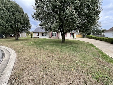 2712 Pickards Point, La Vergne, TN 37086 - photo 2