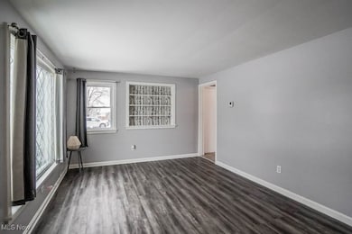 3744 Edgefield Ave NW, Canton, OH 44709 - photo 4