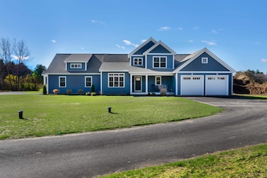 10 Acadia Dr, Hudson, NH 03051 - photo 3