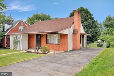 81 Devonshire Rd, Hagerstown, MD 21740 - photo 2