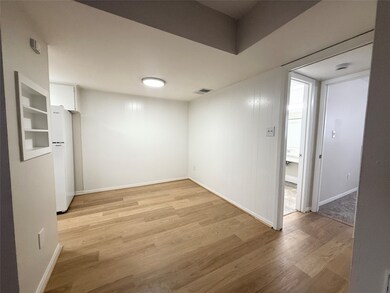 2400 5th St unit 26, Bay City, TX 77414 - photo 5