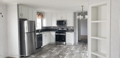 1820 kitchen