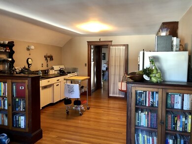 202 Arborway unit 3, Jamaica Plain, MA 02130 - photo 3