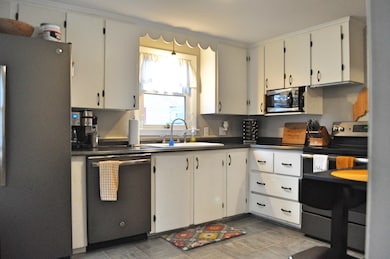 32 Mildred St, South Portland, ME 04106 - photo 6