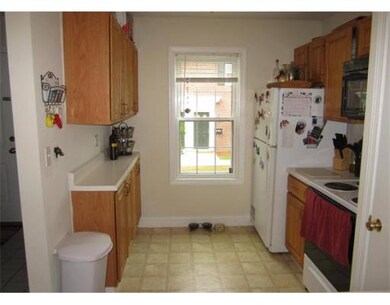 1207 Windsor Ridge Dr, Westborough, MA 01581 - photo 4