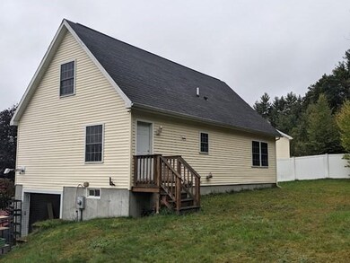 12 Fieldstone Dr, Orange, MA 01364 - photo 3