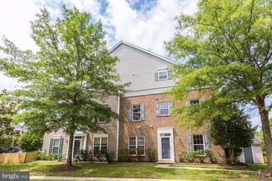 8735 Bright Meadow Ct, Odenton, MD 21113 - photo 2