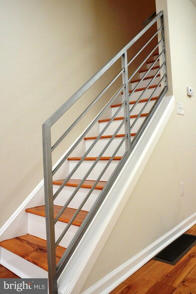 2255 Dickinson St, Philadelphia, PA 19146 - photo 6