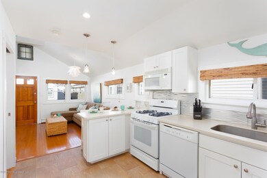 18 3rd Ln, South Seaside Park, NJ-11