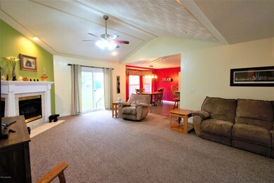 405 W Woodlake Cir, Mount Washington, KY 40047 - photo 4