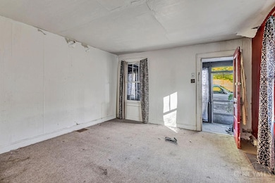 6241 Betts Ave, Cincinnati, OH 45224 - photo 5