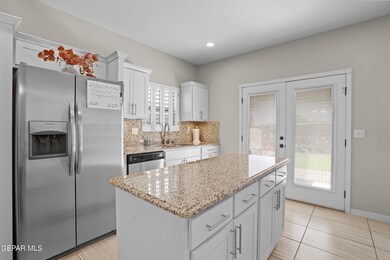 13649 Olney Ave, Horizon City, TX 79928 - photo 7